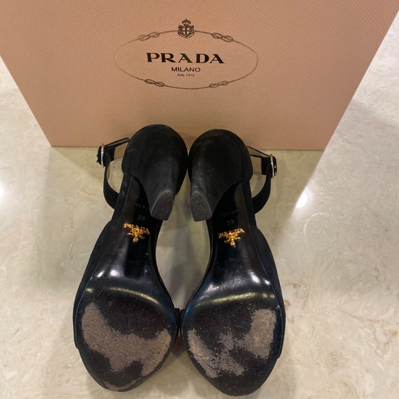 Prada Heels with Ankle Strap Black Suede - Picture 6 of 7